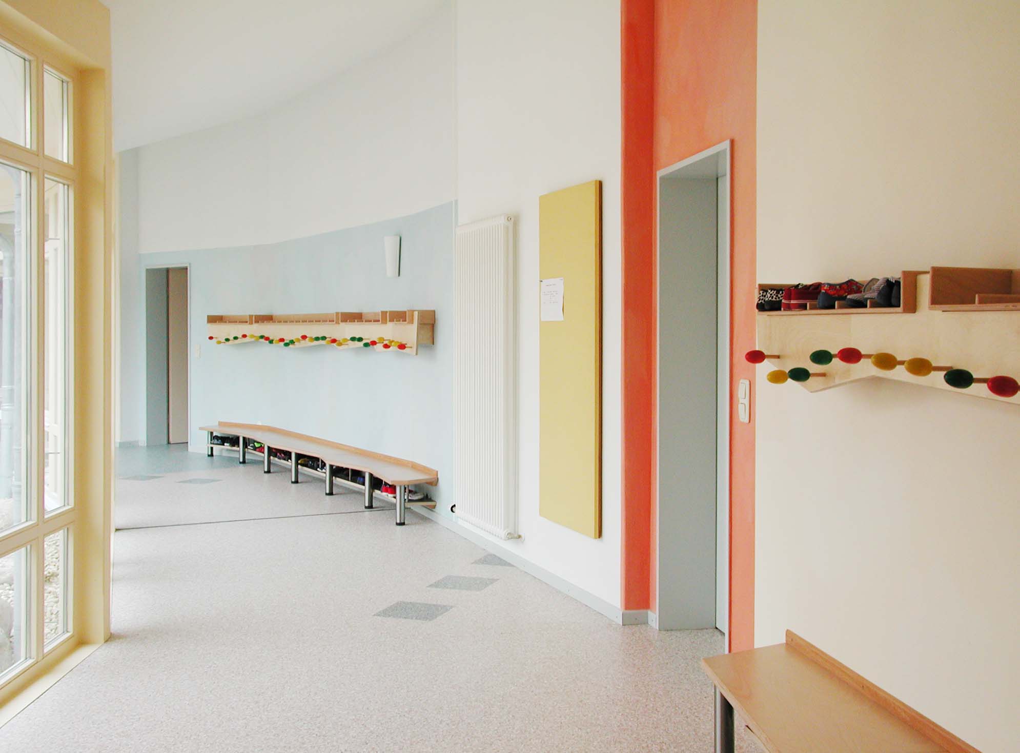 Farbgestaltung einer sozialen Einrichtung – Rolf Lennartz Pasch